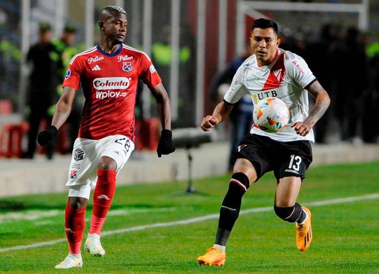 El lateral derecho Luis Manuel Orejuela fue uno de los titulares del Medellín en el partido contra Always Ready en Bolivia del jueves de la semana pasada. FOTO: TOMADA DEL X DE @Sudamericana 