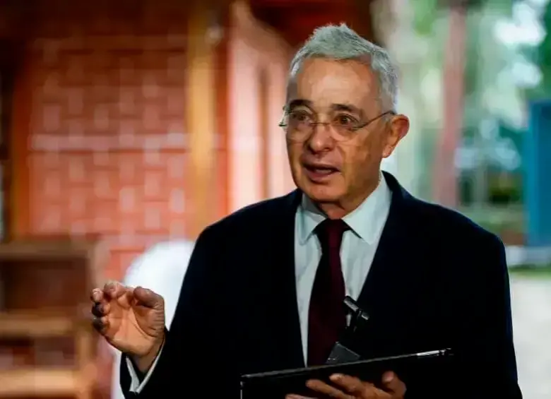 El juicio contra Uribe inició en febrero de 2025. FOTO Julio César Herrera