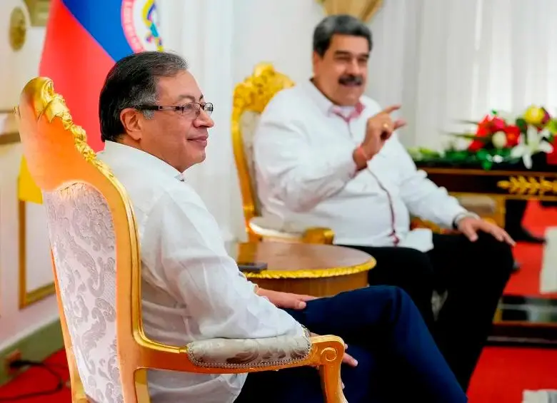 Según el documento, la idea es potenciar el comercio, la industria, el turismo y el transporte entre los vecinos. La diplomacia venezolana lo considera “un paso histórico”. FOTO: COLPRENSA