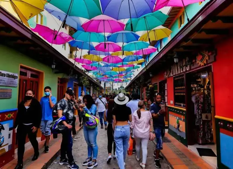 Del total de ingresos por turismo, el 85% provino de viajes, mientras que el 15% correspondió al transporte aéreo de pasajeros. FOTO: EL COLOMBIANO