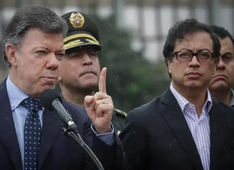 Juan Manuel Santos y Gustavo Petro ya se habían enfrentado. Foto: 