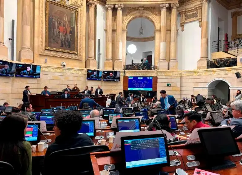 La proposición de control político fue aprobada el pasado 26 de diciembre y, según denunció el senador Motoa la semana pasada, la mayoría de los ministerios no habían dado respuesta a los cuestionarios enviados. FOTO: SENADO-REFERENCIA 
