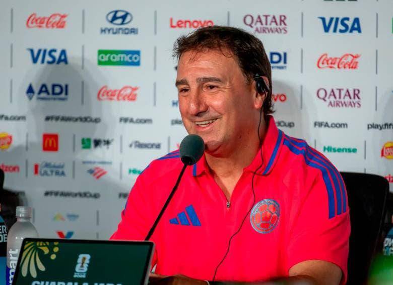 Néstor Lorenzo destacó la evolución de la Selección Colombia tras la clasificación a dieciseisavos de final y anticipó que el duelo ante Portugal será una exigente prueba para medir el nivel del equipo en el Mundial. FOTO: Juan Antonio Sánchez. 