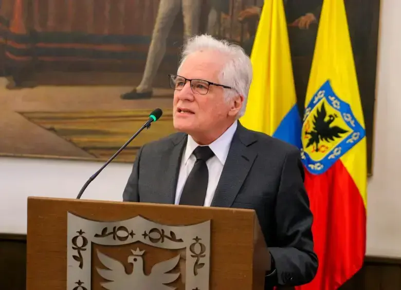Miguel Uribe Londoño habló sobre la muerte de su hijo y la influencia del presidente Gustavo Petro. FOTO: Cortesía