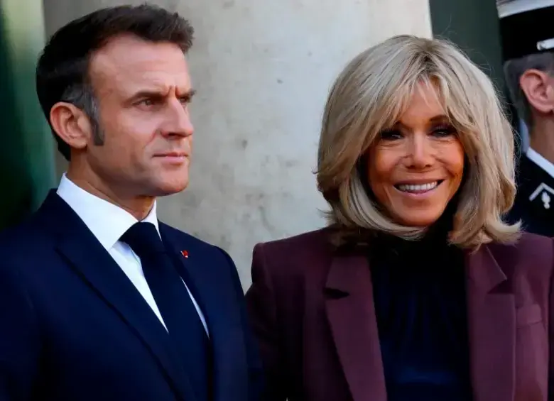Emmanuel Macron, el presidente de Francia, y su esposa Brigitte Macron. FOTO: GETTY.
