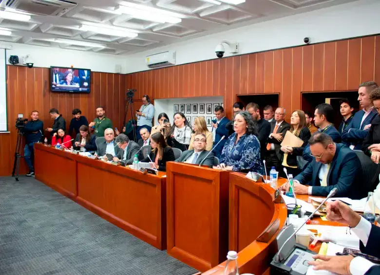 El texto de reforma laboral habla del pago de una prima adicional para los trabajadores. FOTO CORTESÍA. 