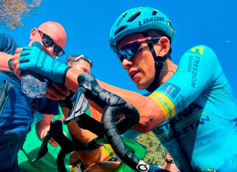 Harold Tejada marchaba séptimo en la general del Criterium del Dauphiné. FOTO: X - @XDSAstanaTeam