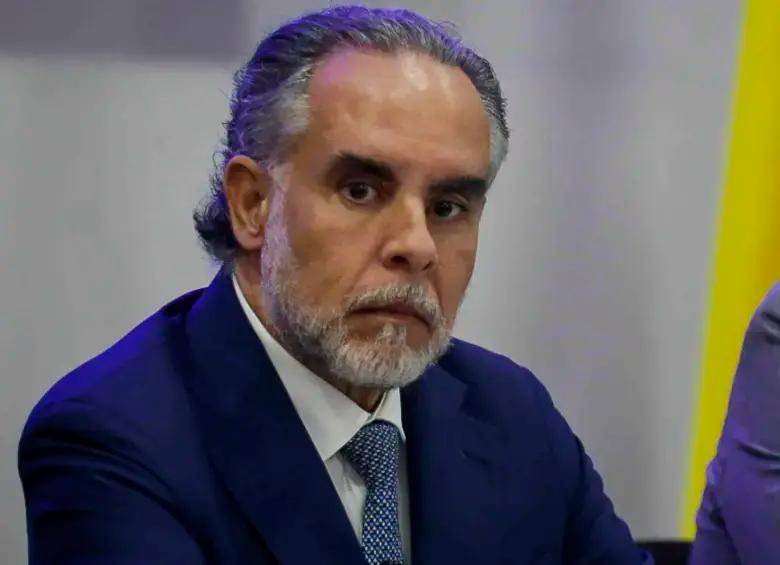 Benedetti negó que el episodio hubiese generado algún tipo de diferencia con sus colegas, reconociendo –eso sí– que tiene “discrepancias” con la canciller Laura Sarabia. FOTO: COLPRENSA