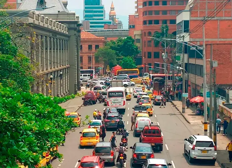 La medida aplica para la circulación en Medellín y los otros nueve municipios del Valle de Aburrá. FOTO: Sindy Valle