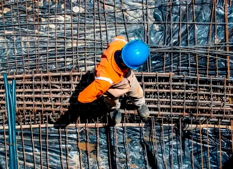 La<b> </b>formación bruta de capital fijo en 2024 representó solo el 17,2% del Producto Interno Bruto del país. En pandemia esa participación fue del 17,9% del PIB. FOTO: EL COLOMBIANO