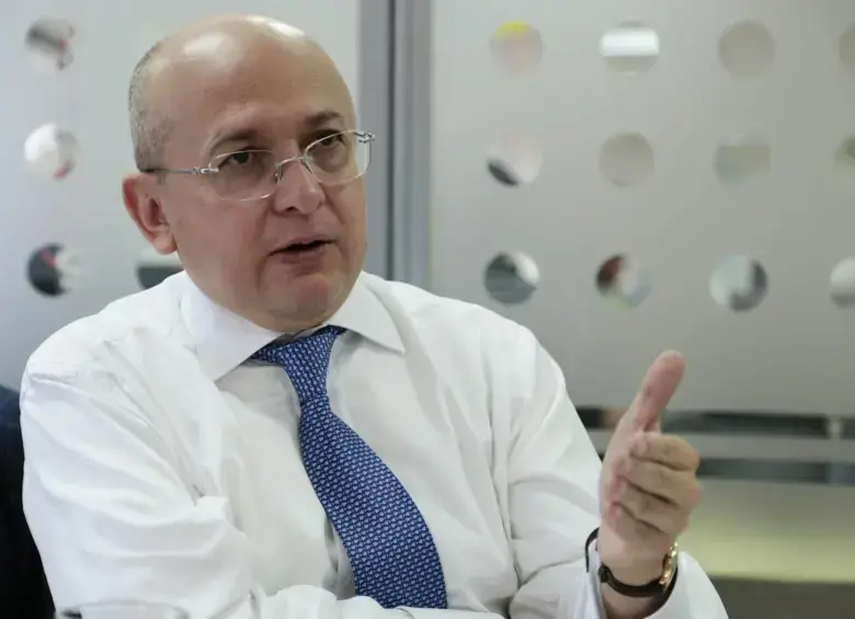 El ministro de Justicia, Eduardo Montealegre, enfrentará una investigación disciplinaria por presunta participación en política. FOTO: Colprensa