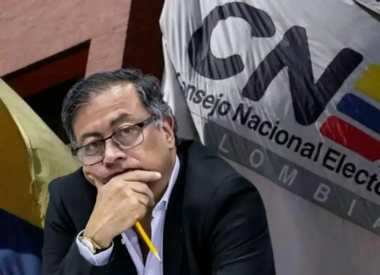 El CNE mantiene en suspenso la decisión sobre la campaña de Gustavo Petro de 2022, investigada por presunta violación de topes electorales por más de $5.300 millones. FOTO: COLPRENSA-REFERENCIA