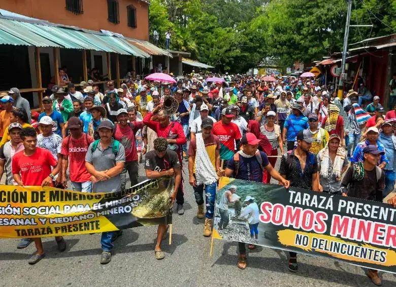 En los últimos dos años se han presentado varias protestas debido a los operativos oficiales contra los mineros informales. FOTO CORTESÍA