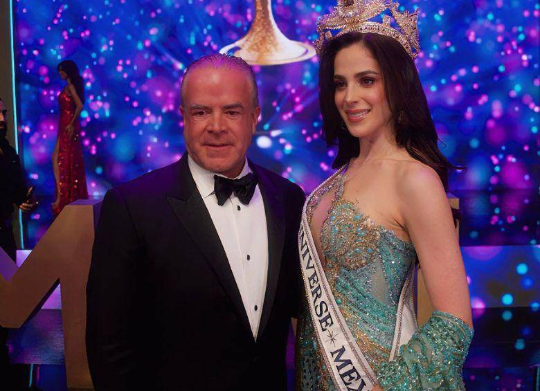 <span class="mln_uppercase_mln">Raúl</span><b><span class="mln_uppercase_mln"> Rocha, presidente y copropietario de Miss Universe Organization (MUO), mostró su respaldo a Fátima Bosch, Miss Universe México, tras el incidente en el certamen que se celebra en Tailandia. </span></b><span class="mln_uppercase_mln">FOTO: INSTAGRAM @raulrocha777</span>