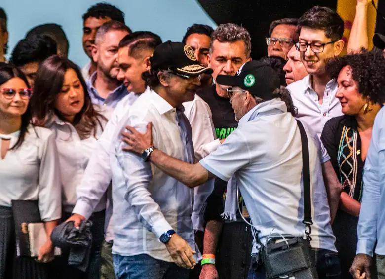 Estos son los lujos en la cárcel de Itagüí que presuntamente tendrían algunos capos que el presidente Gustavo Petro invitó al “tarimazo”. FOTO: JULIO CÉSAR HERRERA