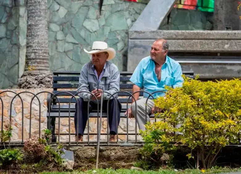 Algunos pensionados tendrán descuentos en sus mesadas. FOTO EL COLOMBIANO. 