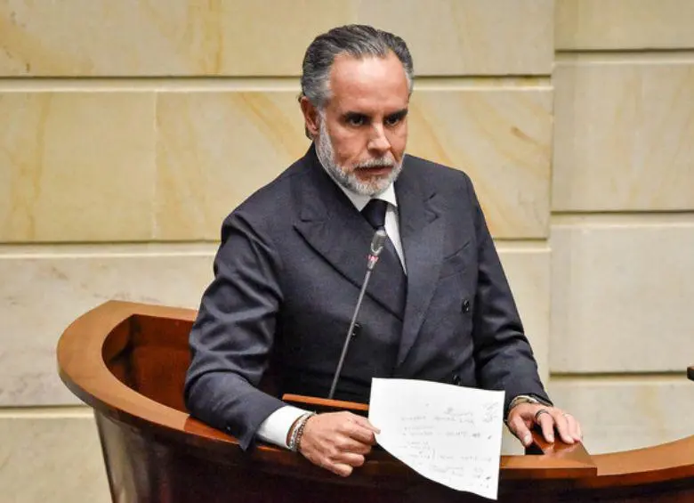 <span class="mln_uppercase_mln">Un</span><b><span class="mln_uppercase_mln"> mensaje de Armando Benedetti reveló el malestar en el Gobierno por el papel del Partido de La U en la votación de la consulta popular. FOTO: COLPRENSA</span></b>