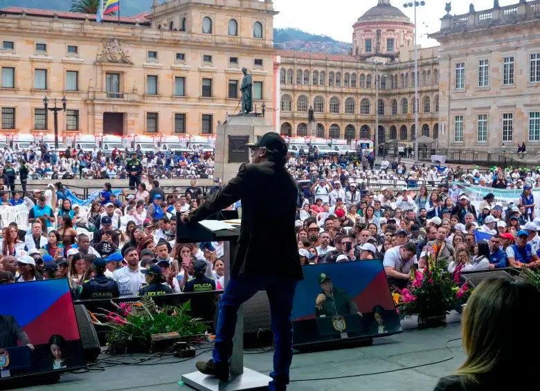 La tarima se usó para el evento de salud y para uno de cierre de campaña del Pacto Histórico al otro día. FOTO PRESIDENCIA