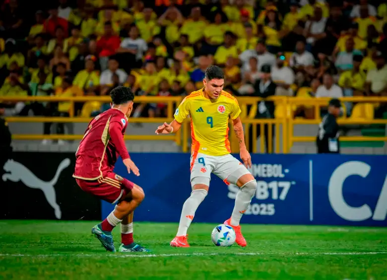 El futbolista antioqueño Santiago Londoño fue el goleador de la Selección Colombia en el Sudamericano de la categoría que se jugó a inicios de año en nuestro país. Foto: Cortesía FCF 