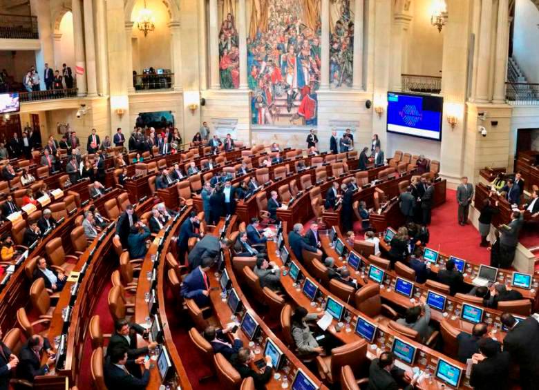 Los legisladores tendrían que dejar de descansar tres meses a final del año. FOTO: Colprensa