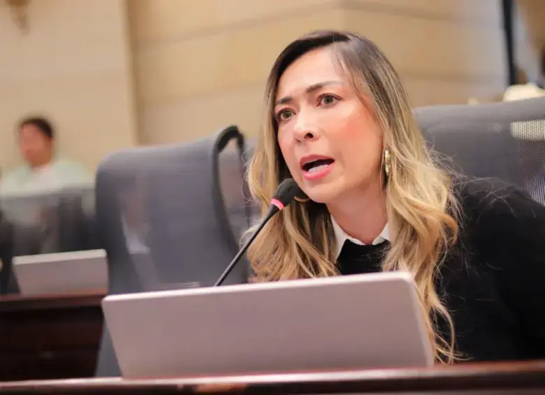 Durante las campañas a Presidencia, Miranda anunció su apoyo a De la Espriella, mientras que su partido apoyó a Cepeda. FOTO: COLPRENSA.