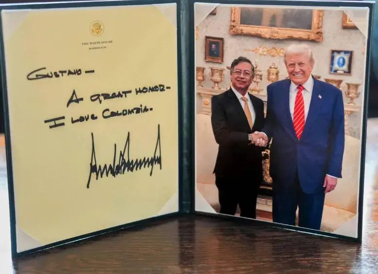 Uno de los regalos de Trump a Petro. FOTO: PRESIDENCIA.