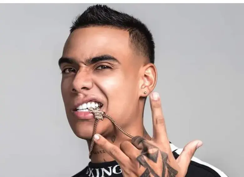 Daniel Alejandro Salinas, conocido como Exotic DJ, contó su historia de vida en el podcast “Más allá del silencio”. FOTO: Tomada de las redes sociales 