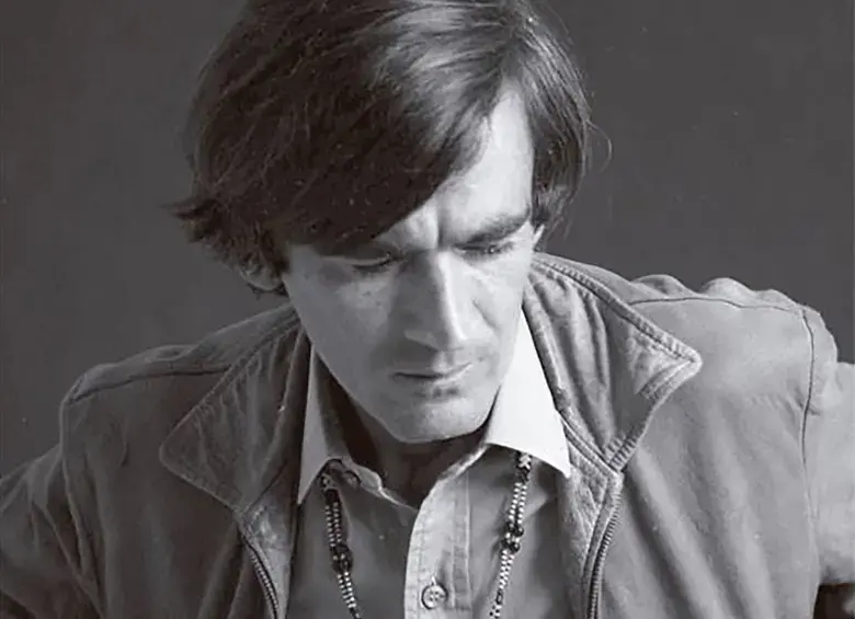 Fundador del nadaísmo, Arango murió el 25 de septiembre de 1976. Medio siglo después, su obra poética, periodística y ensayística sigue convocando lectores y debates en todo el mundo. FOTO Cortesía Otraparte