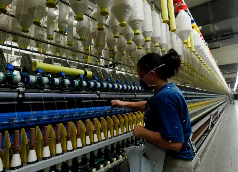 El día de la familia podría mantenerse como beneficio extralegal para fortalecer el clima laboral y la retención de talento en las organizaciones. FOTO JUAN ANTONIO SÁNCHEZ. 