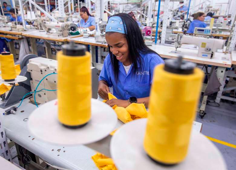 En el sector industrial, el 46% de las empresas son dirigidas por mujeres y el 54% por hombres. FOTO: EL COLOMBIANO.