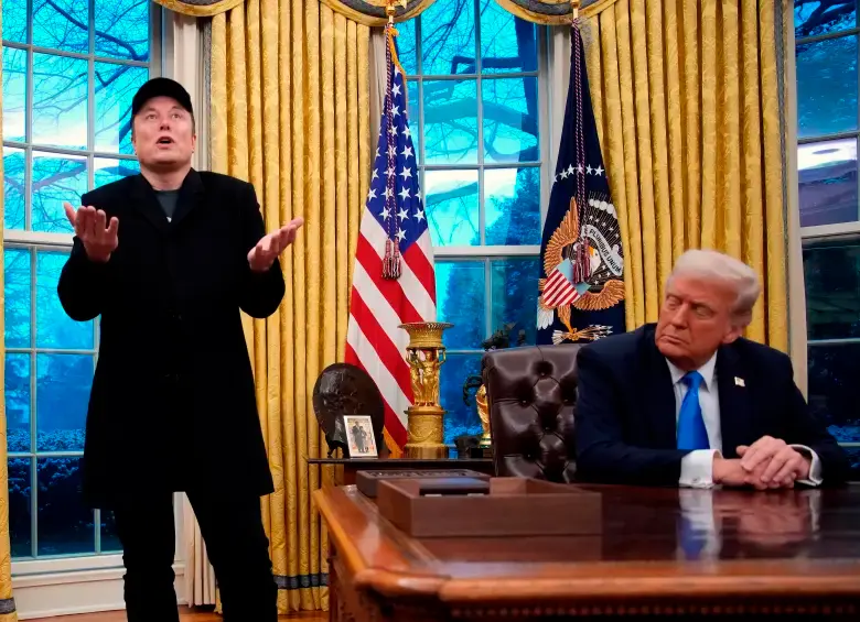 Elon Musk le dedicará más tiempo a la administración de Tesla. FOTO GETTY. 