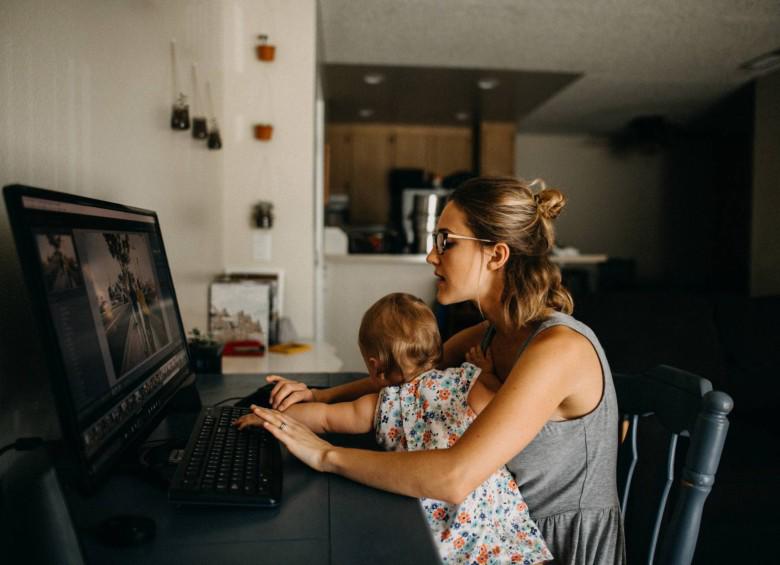 De la población ocupada, en febrero hubo 298.000 mujeres que fueron trabajadoras familiares sin remuneración. Foto: Getty