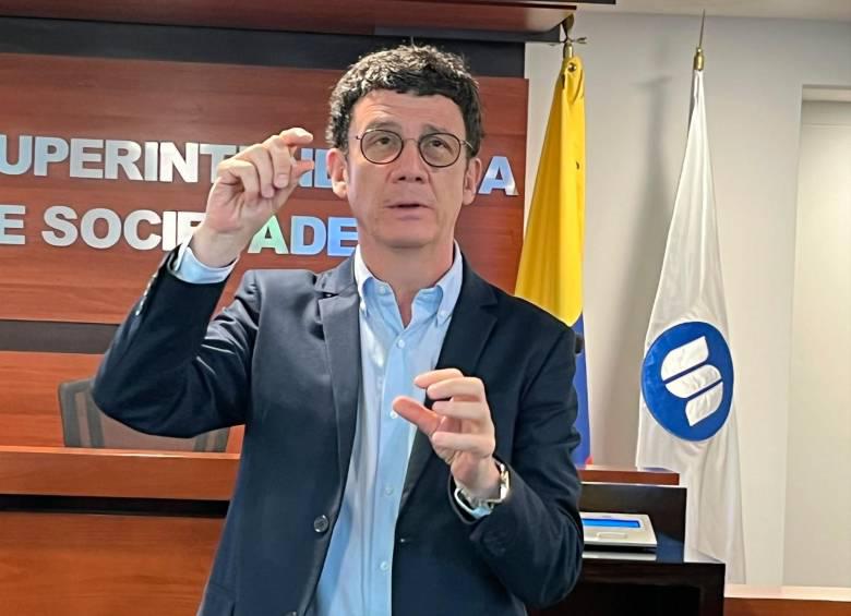 El Superintendente de Sociedades, Billy Escobar, destacó la importancia de esta decisión para la región y el país. FOTO: Archivo.
