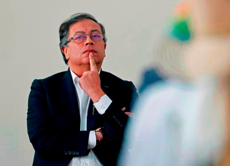 Un usuario de Tik Tok amenaza con matar al presidente Gustavo Petro si llega a tenerlo de frente. Foto: EFE. 