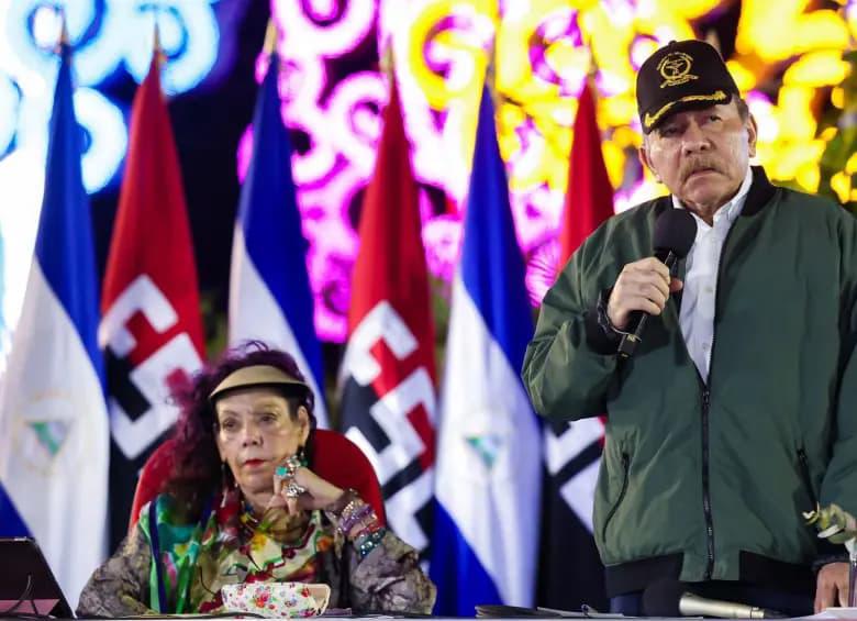 El presidente de Nicaragua, Daniel Ortega, busca aprobar una reforma que impediría la participación de partidos opositores en futuras elecciones, una iniciativa que ha sido cuestionada por la ONU y varios Gobiernos. FOTO: Agencia Xinhua. 