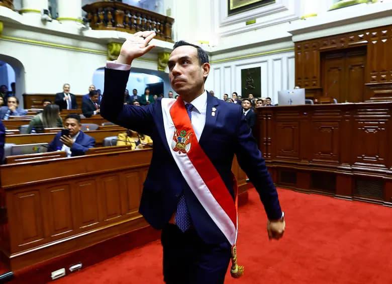 El Pleno del Congreso aprobó las mociones de censura en sesión extraordinaria. FOTO: Agencia Xinhua.