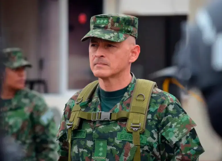 El general Erick Rodríguez Aparicio, con más de tres décadas de servicio, es uno de los oficiales de mayor antigüedad en las Fuerzas Militares. FOTO: CORTESÍA DEL EJÉRCITO.