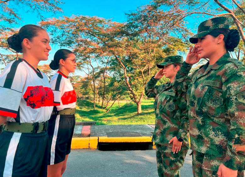 La Corte Constitucional decidió negar una demanda que alegaba que el servicio militar obligatorio para los hombres era discriminatorio. FOTO: Cortesía.