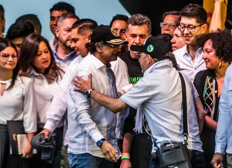 Estos son los lujos en la cárcel de Itagüí que presuntamente tendrían algunos capos que el presidente Gustavo Petro invitó al “tarimazo”. FOTO: JULIO CÉSAR HERRERA