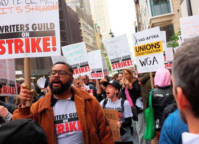 11.000 guionistas de Hollywood protestan desde hace una semana. FOTO: Getty