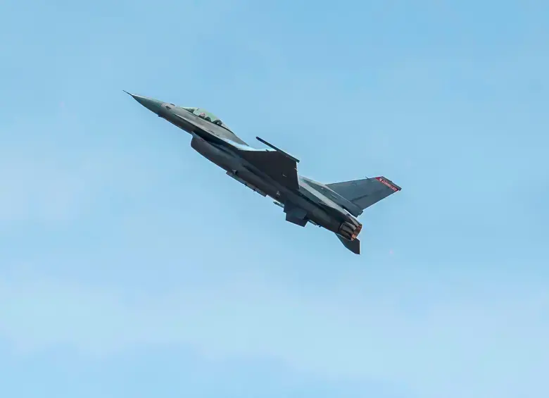 Los Gripen suecos y show de 500 drones serán las novedades de la Feria Aérea. Foto: Camilo Suárez