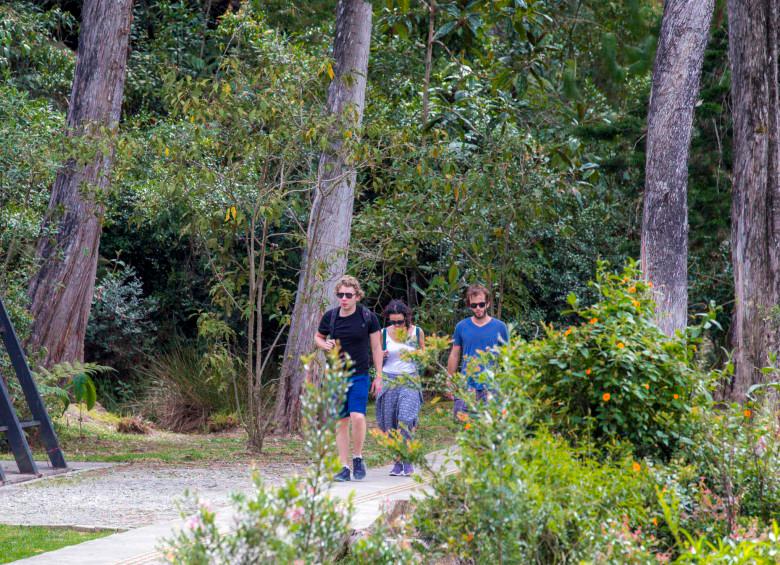 Los caminantes suelen ser víctimas de hurtos en zonas en las que no hay presencia de las autoridades. FOTO Juan Antonio Sánchez