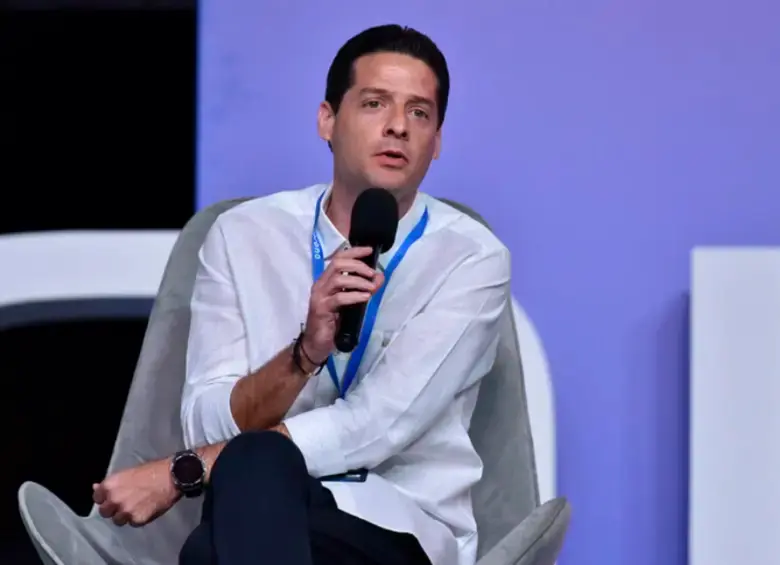 El ministro de Comercio, Mauricio Gómez, afirmó que la iniciativa busca eliminar obstáculos para quienes quieran emprender, invertir y generar empleo. FOTO COLPRENSA