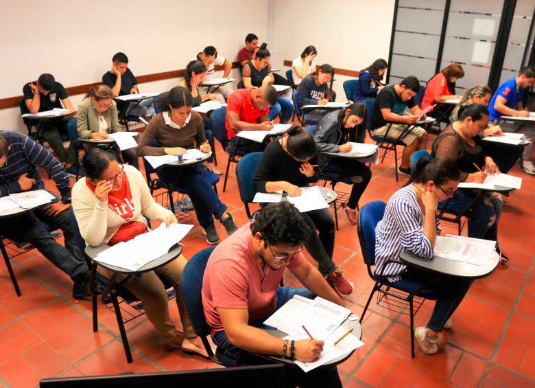Estas pruebas se aplican a estudiantes que finalizan la educación superior. FOTO ARCHIVO EL COLOMBIANO
