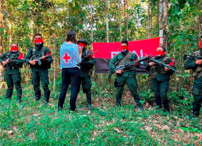 Uno de los frentes del ELN en Chocó envió comunicado en el que dijo no confiar en proceso de paz del gobierno. Foto: Colprensa