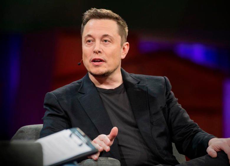El magnate se burló de la situación con una encuesta en su cuenta de Twitter. Foto: Pantallazo Ted Talks. 