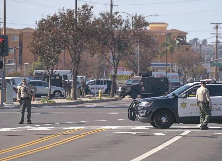 La policía de Wisconsin halló al menor con el cuchillo en la mano en su residencia, donde se encontraba el cuerpo de su madre con cinco puñaladas. FOTO: GETTY