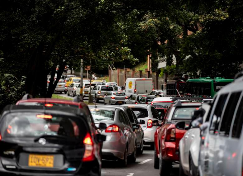La restricción vehicular aplica en todas las vías excepto corregimientos, Regional y las Palmas. FOTO: EL COLOMBIANO