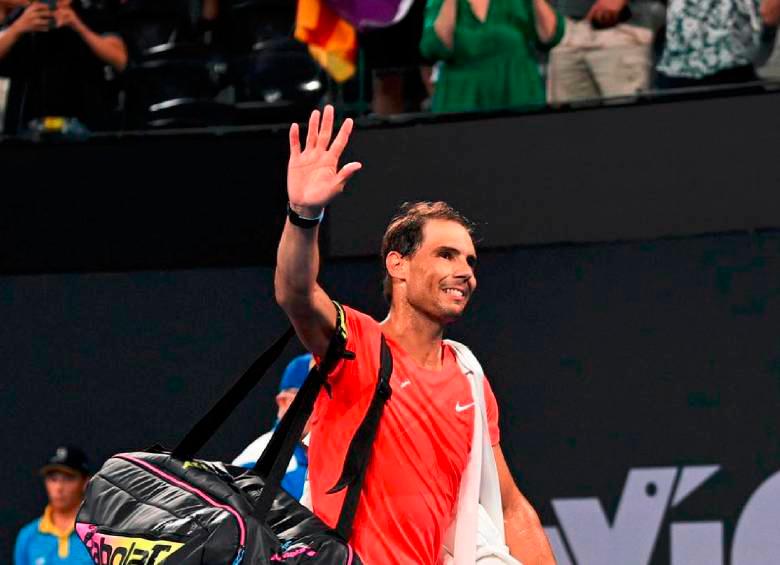 El tenista español Rafael Nadal, que tiene 37 años (el próximo 3 de junio cumplirá 38), estuvo un año sin competir debido a una lesión que sufrió en el Abierto de Australia de 2023. FOTO: TOMADA DEL X DE @RafaelNadal