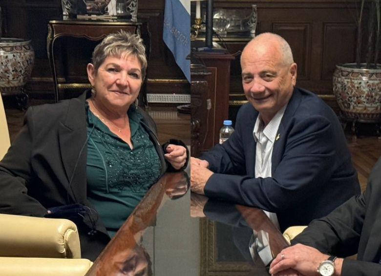 Los ciudadanos argentinos Clara Marman y su pareja, Luis Har, se reunieron con el presidente Javier Milei y relataron su desgarrador testimonio ante un plenario de las comisiones de Derechos Humanos y Relaciones Exteriores en Buenos Aires. FOTO: Oficina del Presidente Argentina 